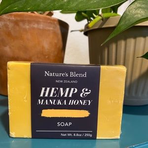 Nature’s Blend Hemp & Manuka Honey Soap